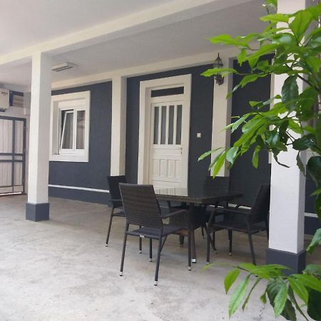Luka Apartment Ulcinj Extérieur photo